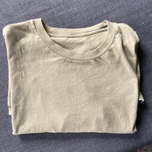 Men’s large grunt style tee